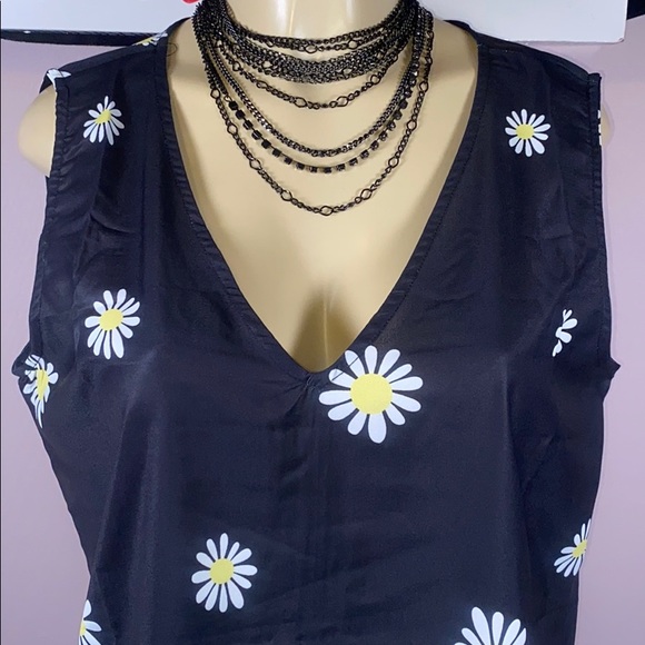 MissLook NWOT tank top Size XL 💕 - Picture 2 of 6